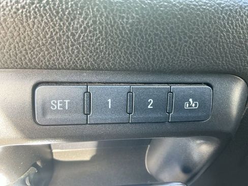 Used 2016 Chevrolet Silverado 1500 LTZ Z71 image 30