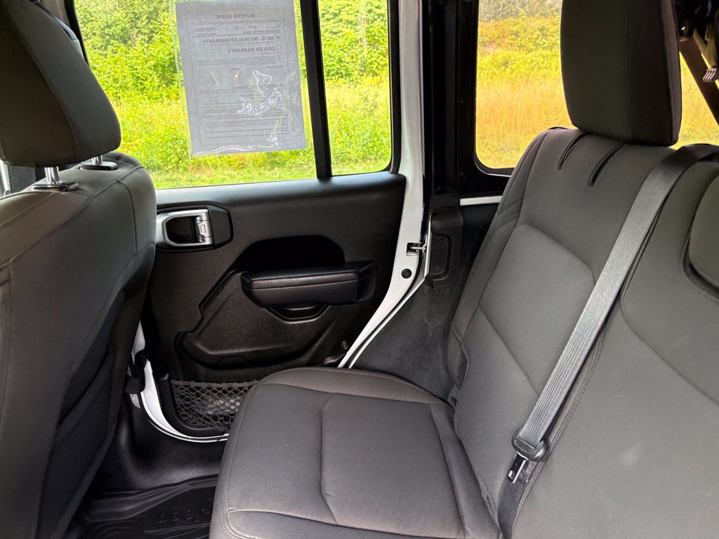 Used 2022 Jeep Wrangler Unlimited Sport AWD/4WD image 41