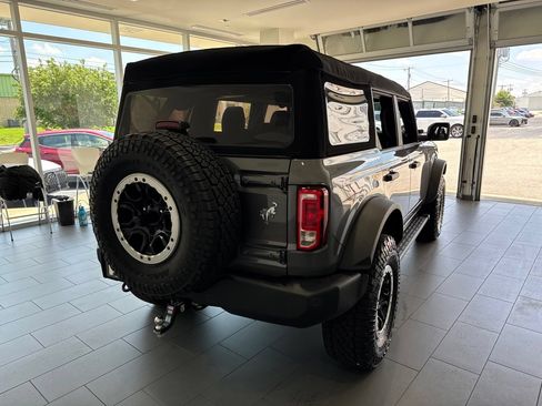 Used 2023 Ford Bronco Big Bend w/ Sasquatch Package AWD/4WD image 7