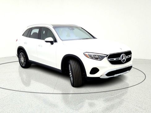 Certified 2023 Mercedes-Benz GLC 300 4MATIC image 5