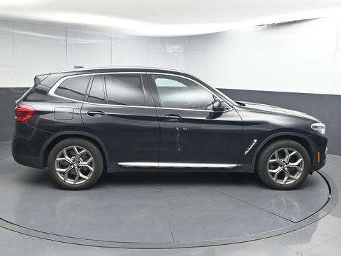Used 2021 BMW X3 xDrive30i w/ Executive Package image 9