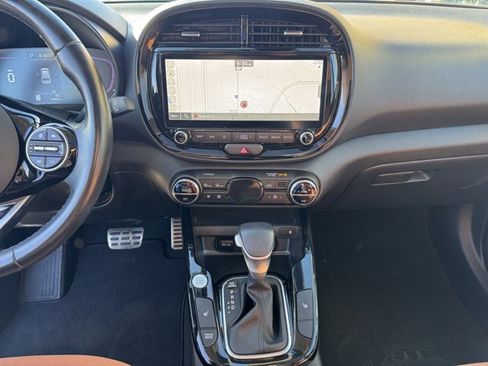 Certified 2024 Kia Soul EX w/ Option Group 015 image 21
