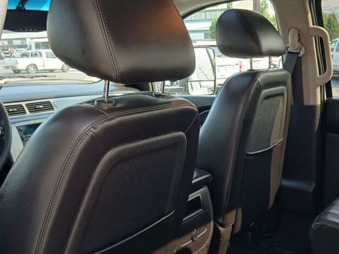 Used 2010 GMC Sierra 2500 SLT image 18