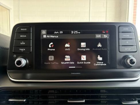 Used 2020 Kia Telluride LX AWD/4WD image 25