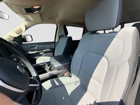 Used 2020 RAM 1500 Big Horn AWD/4WD image 11