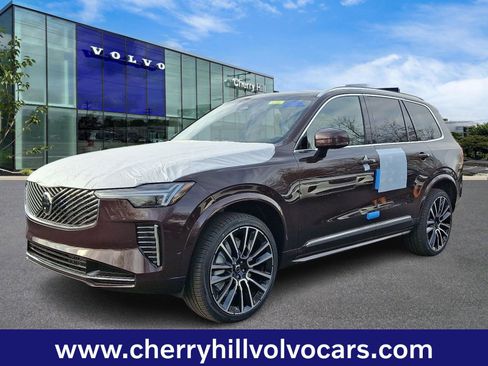 New 2026 Volvo XC90 B6 Plus w/ Protection Package Premier image 2