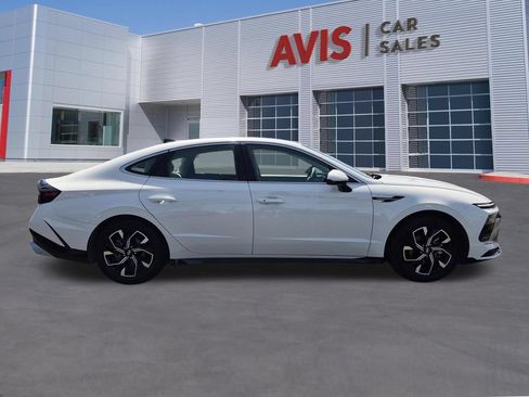 Used 2025 Hyundai Sonata SEL FWD image 5