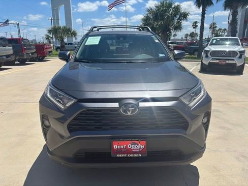 Used 2021 Toyota RAV4 XLE Premium AWD/4WD image 2