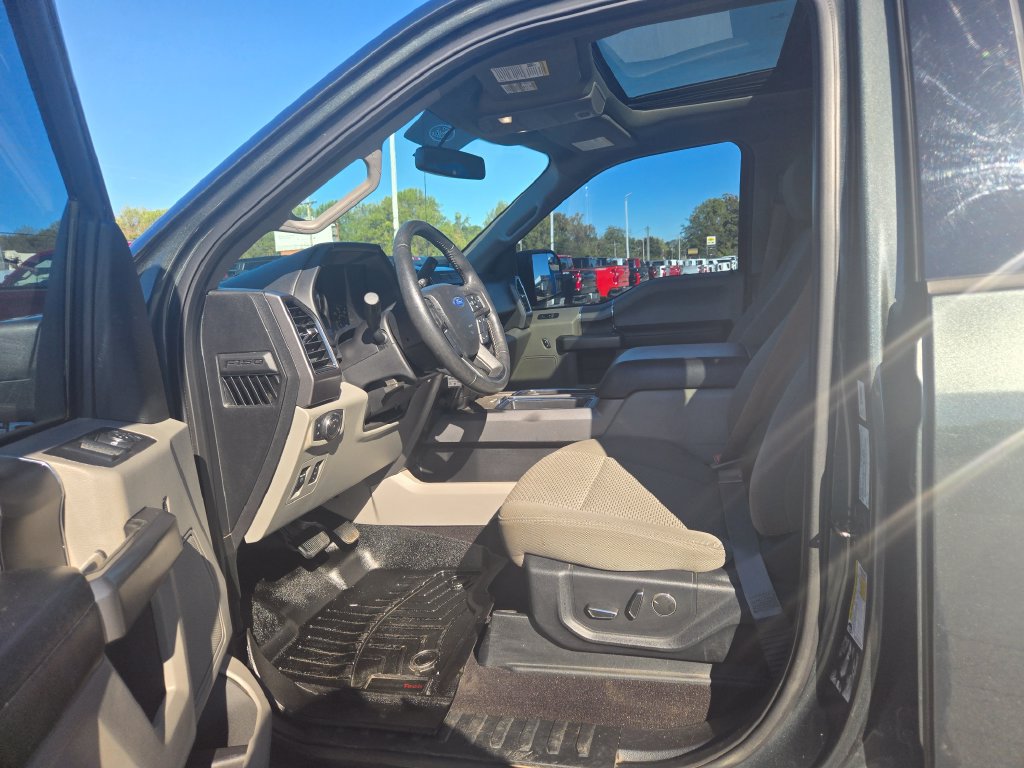 Used 2018 Ford F150 XLT w/ Equipment Group 302A Luxury AWD/4WD image 7