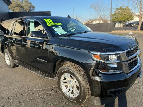Used 2019 Chevrolet Suburban LT image 8