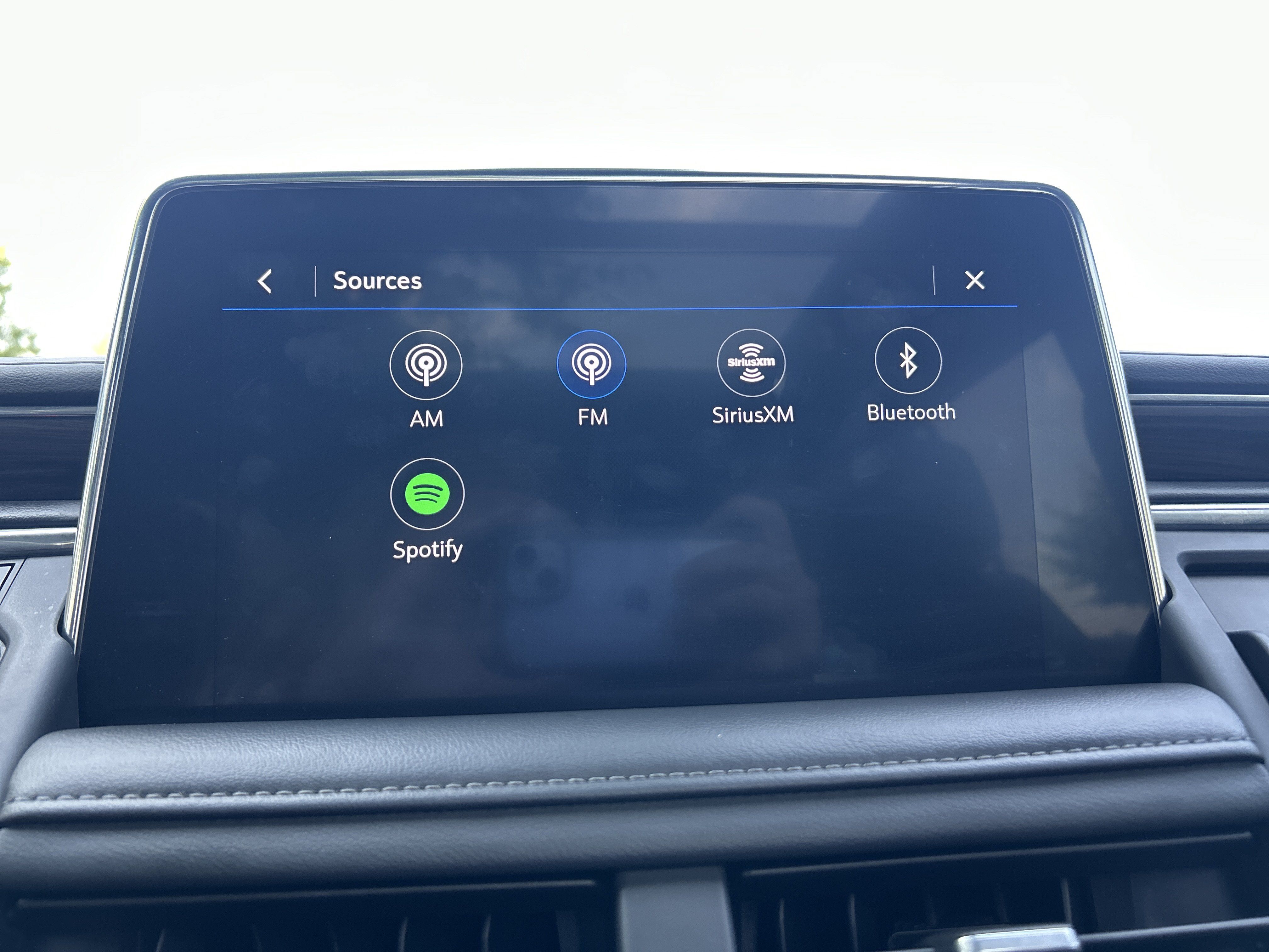Used 2021 Chevrolet Tahoe Z71 AWD/4WD image 13