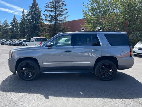 Used 2020 GMC Yukon SLT w/ Premium Edition AWD/4WD image 2