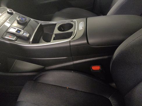 Used 2023 Hyundai Santa Fe SE AWD/4WD image 26