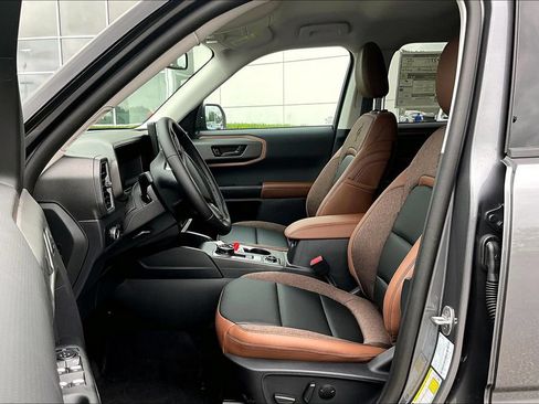 New 2026 Ford Bronco Sport Outer Banks AWD/4WD image 9