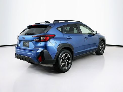 Used 2024 Subaru Crosstrek 2.0i Premium image 9