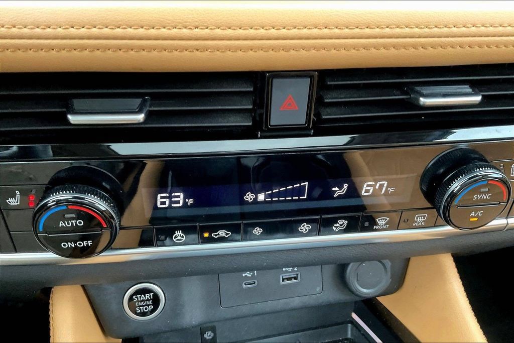 Used 2023 Nissan Rogue Platinum FWD image 15