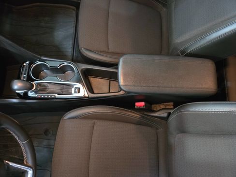 Used 2020 Buick Encore GX Select image 17