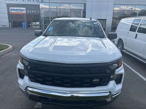 Used 2025 Chevrolet Silverado 1500 W/T RWD image 5