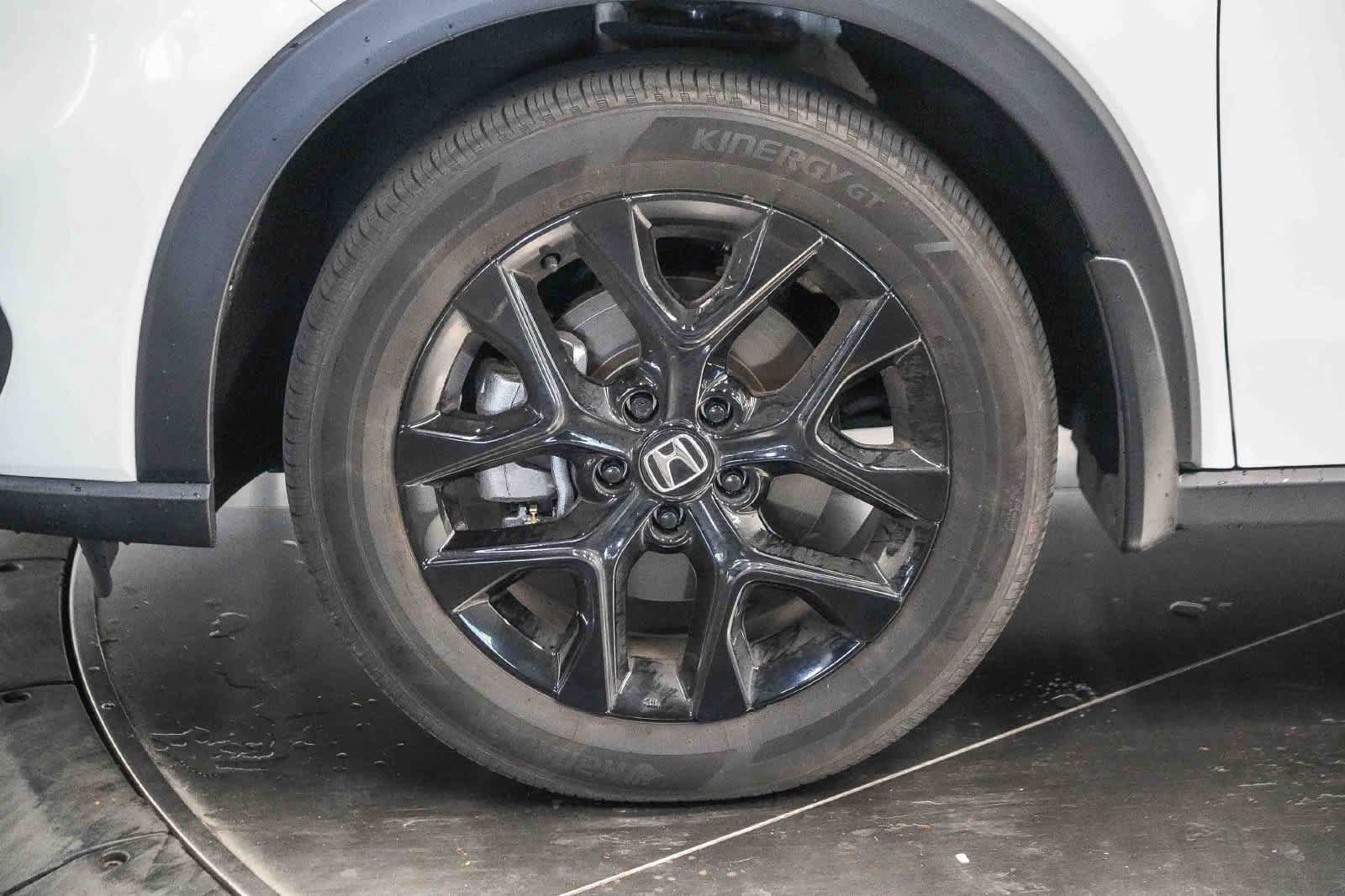 Used 2024 Honda HR-V Sport image 9