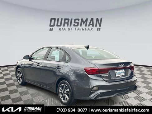 Used 2023 Kia Forte LXS w/ LXS Technology Package image 5