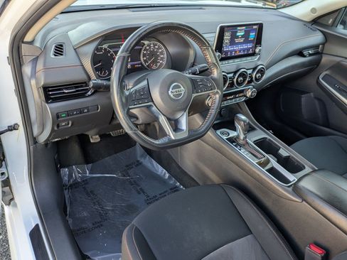 Used 2023 Nissan Sentra SR w/ Midnight Edition Package image 12