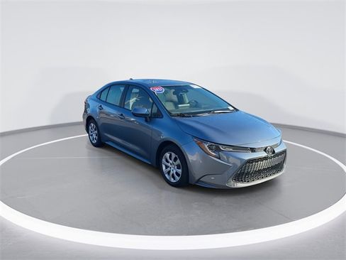 Used 2021 Toyota Corolla LE image 1