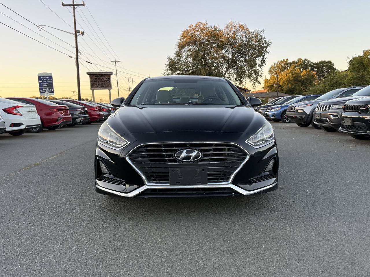 Used 2019 Hyundai Sonata SE FWD image 2