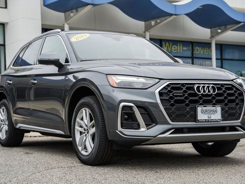 Used 2023 Audi Q5 2.0T Premium w/ Convenience Package image 1