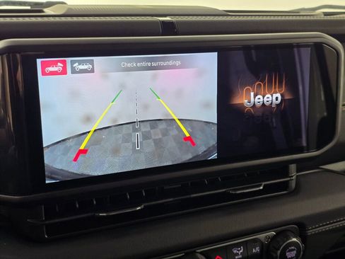 New 2025 Jeep Wrangler Sahara image 25