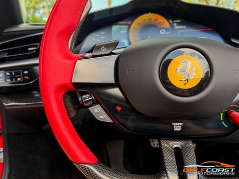 Used 2023 Ferrari SF90 Spider image 24