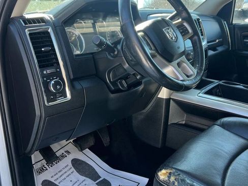 Used 2015 RAM 2500 Laramie w/ Convenience Group image 9