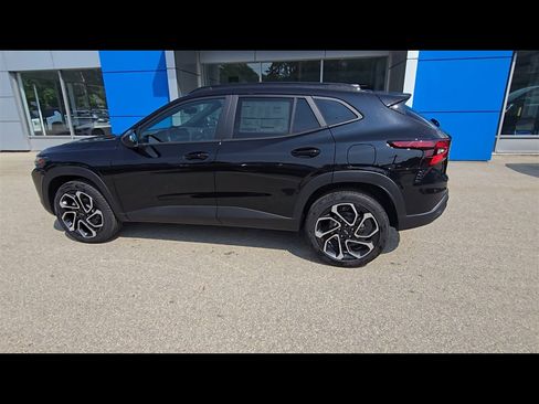 New 2025 Chevrolet Trax RS image 6