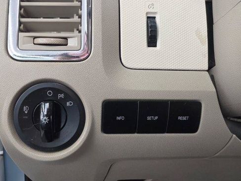 Used 2008 Mercury Mariner 4WD V6 image 18