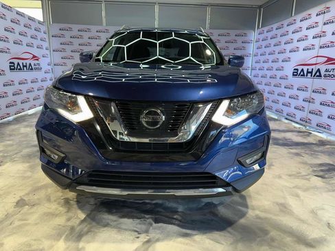 Used 2019 Nissan Rogue SV image 3