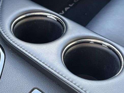 Used 2016 Toyota Avalon XLE Premium image 37