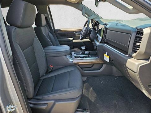 New 2026 Chevrolet Silverado 1500 LT Trail Boss w/ Dark Appearance Package AWD/4WD image 17