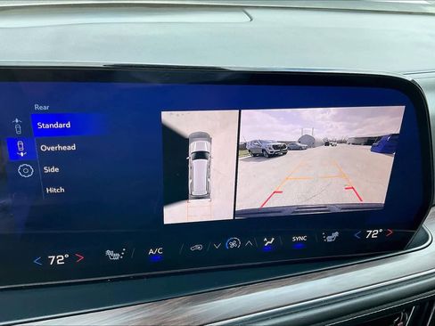 Certified 2025 Chevrolet Suburban LT image 26