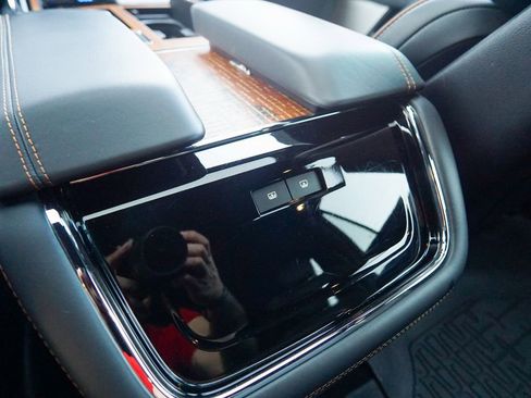 Used 2023 Lincoln Navigator L Black Label image 18