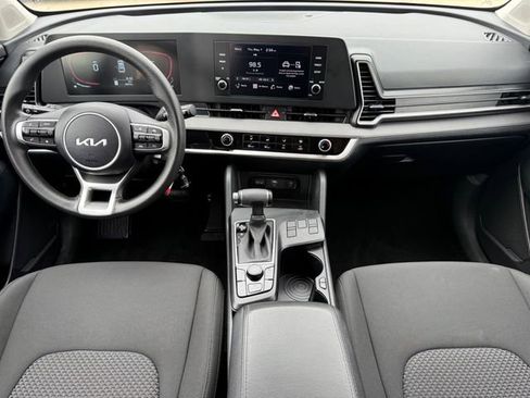 Used 2025 Kia Sportage LX FWD image 24