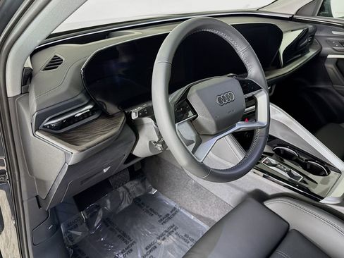 New 2025 Audi Q5 Premium Plus image 9