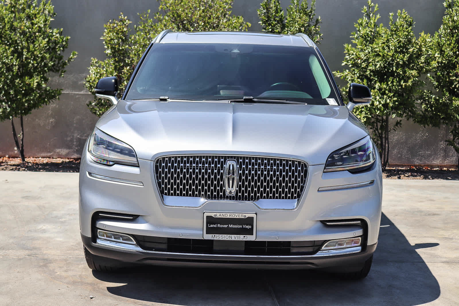 Used 2021 Lincoln Aviator Reserve w/ Equipment Group 201A RWD image 2
