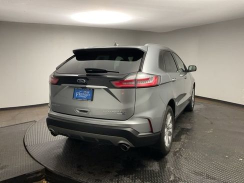 Used 2020 Ford Edge Titanium image 8