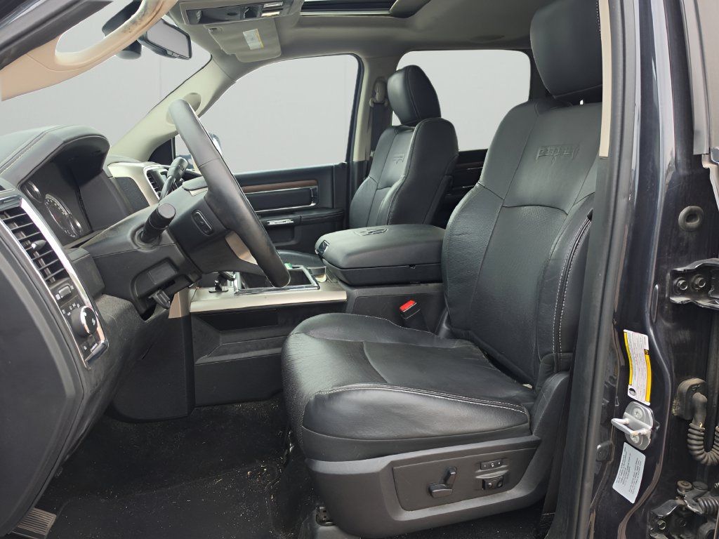 Used 2015 RAM 2500 Laramie w/ Convenience Group AWD/4WD image 12