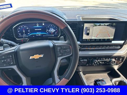 Used 2023 Chevrolet Silverado 1500 High Country w/ Z71 Off-Road Package AWD/4WD image 21