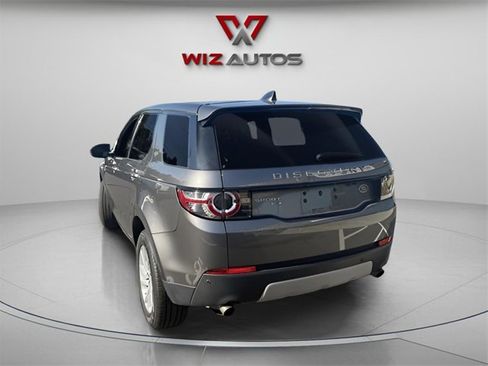 Used 2018 Land Rover Discovery Sport HSE image 8