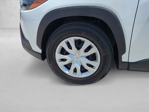 Used 2026 Toyota Corolla Cross L FWD image 23
