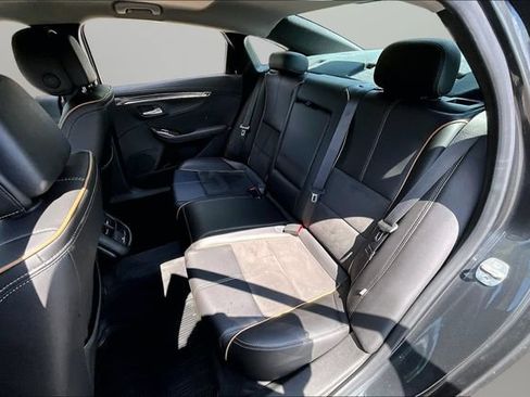 Used 2014 Chevrolet Impala LT FWD image 26