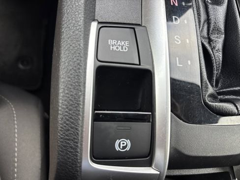 Used 2019 Honda Civic LX image 29