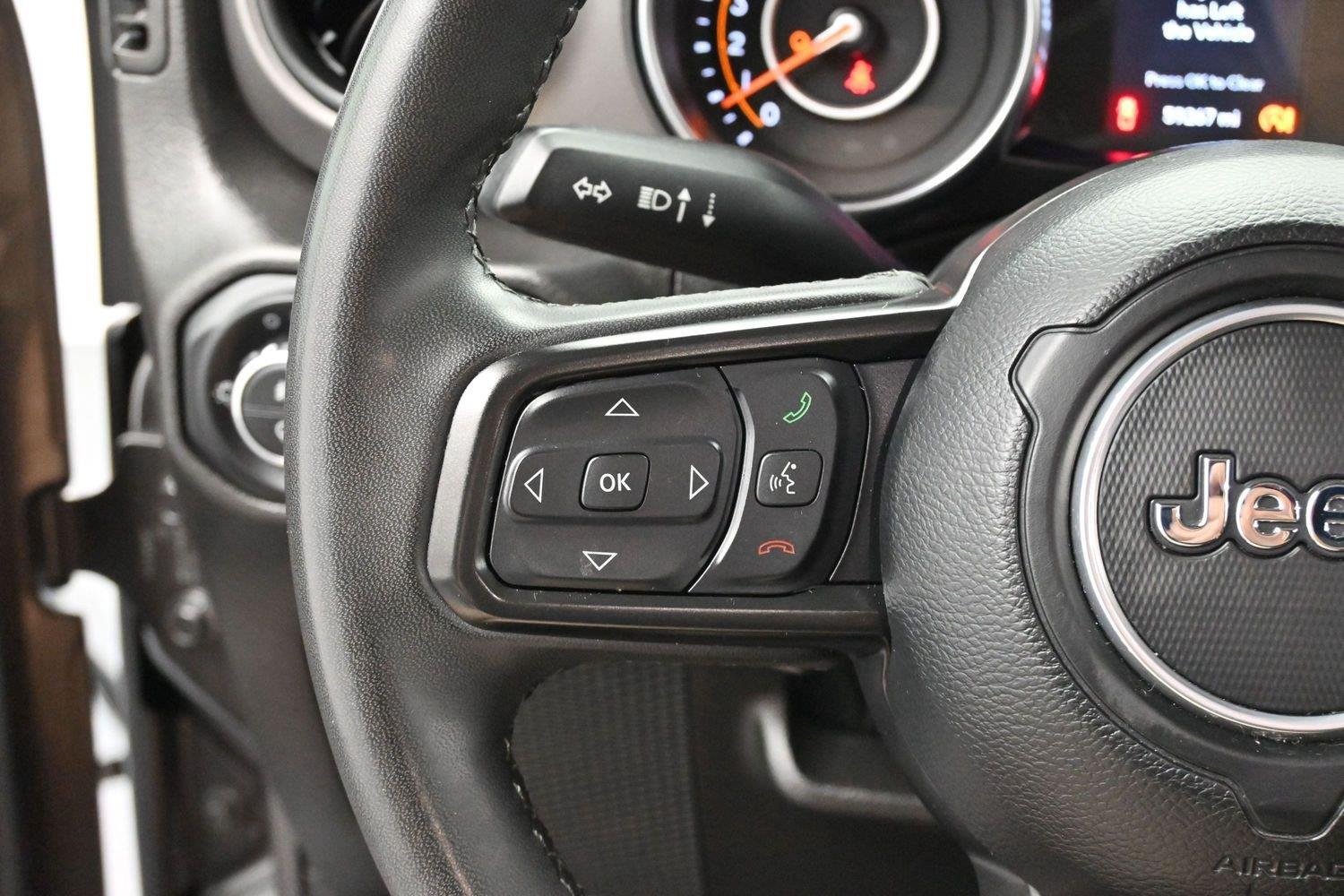 Used 2023 Jeep Gladiator Sport AWD/4WD image 17