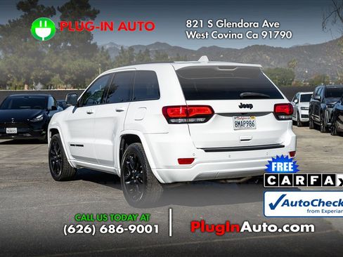 Used 2019 Jeep Grand Cherokee Altitude image 2
